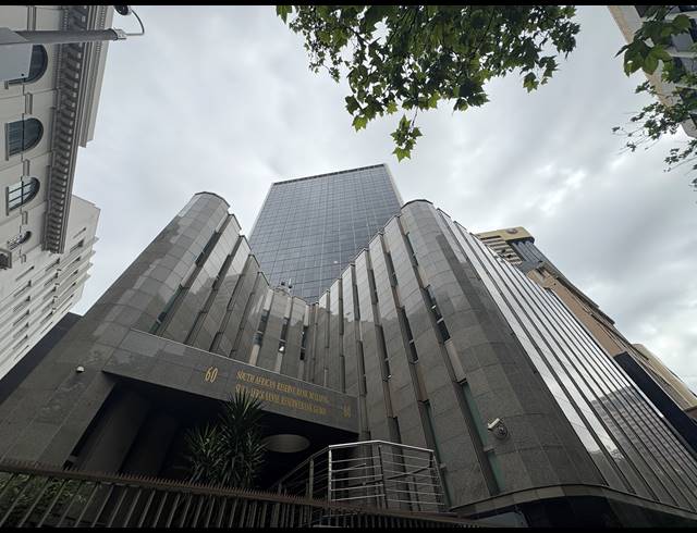 902M² OFFICE TO LET IN CAPE TOWN CITY CENTRE